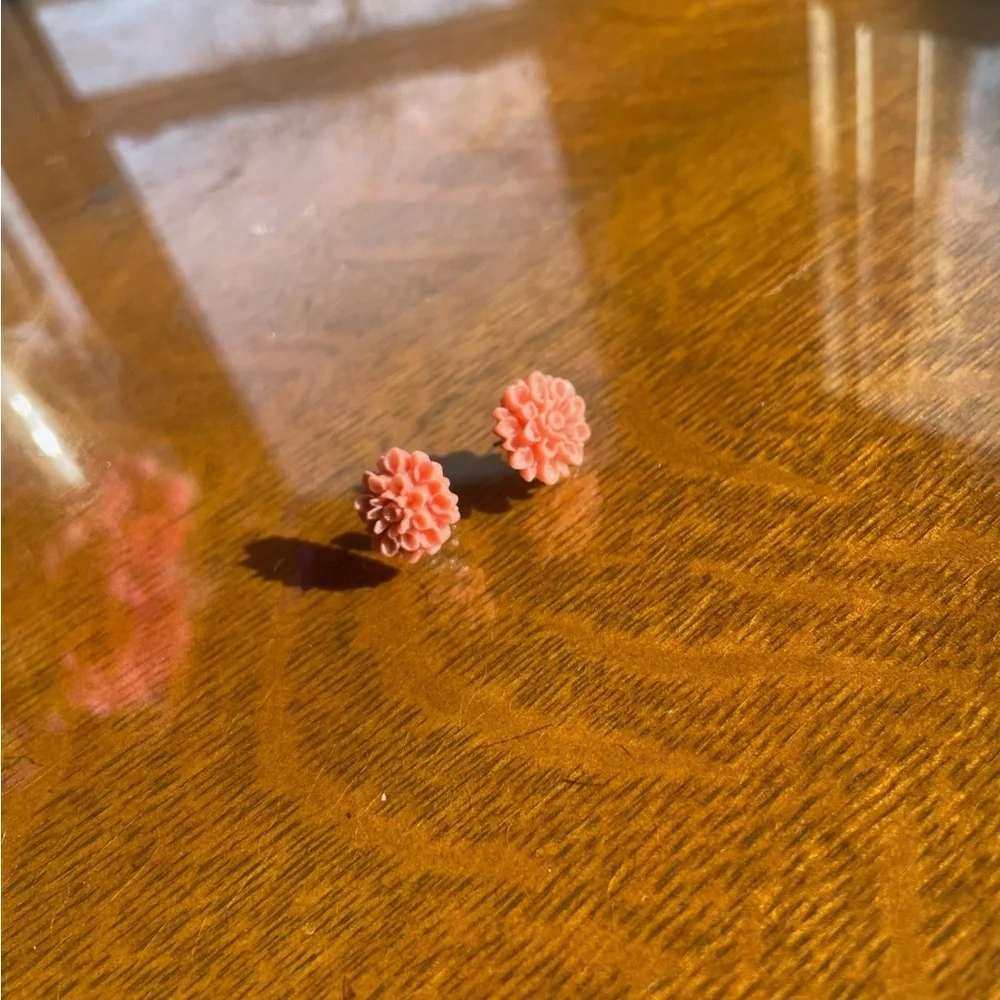 Pink Rose stud vintage rosin earrings
